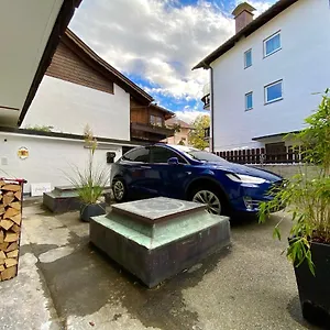 Apartment Mittendrin In, Garmisch-Partenkirchen