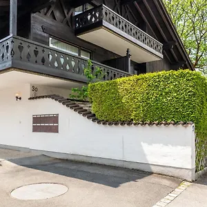 Apartment Johannas Alm, Garmisch-Partenkirchen