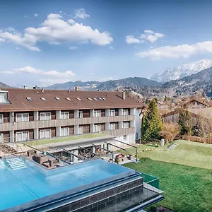 Obermühle 4*s Boutique Garmisch-Partenkirchen