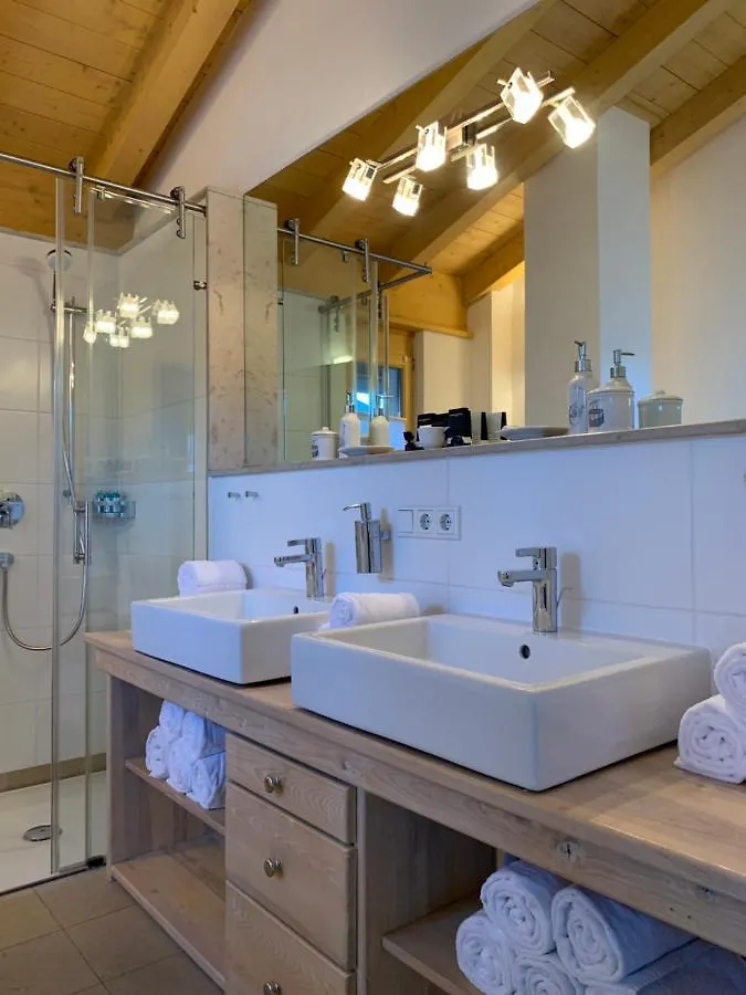 Landhaus Max Villa Garmisch-Partenkirchen Holiday home